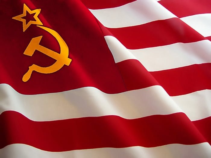 americano-bandeira-comunista