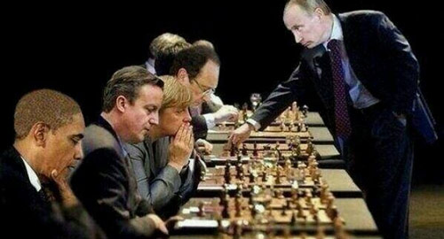 putin-plays-chess